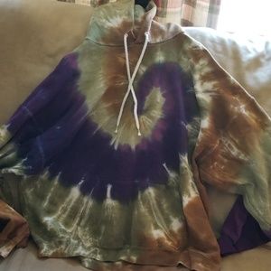 Tie dye sweatshirt